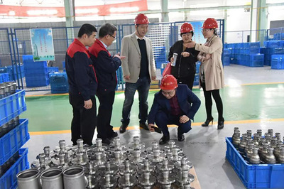 中裝協(xié)全裝修分會赴銀羊不銹鋼管業(yè)參觀調(diào)研